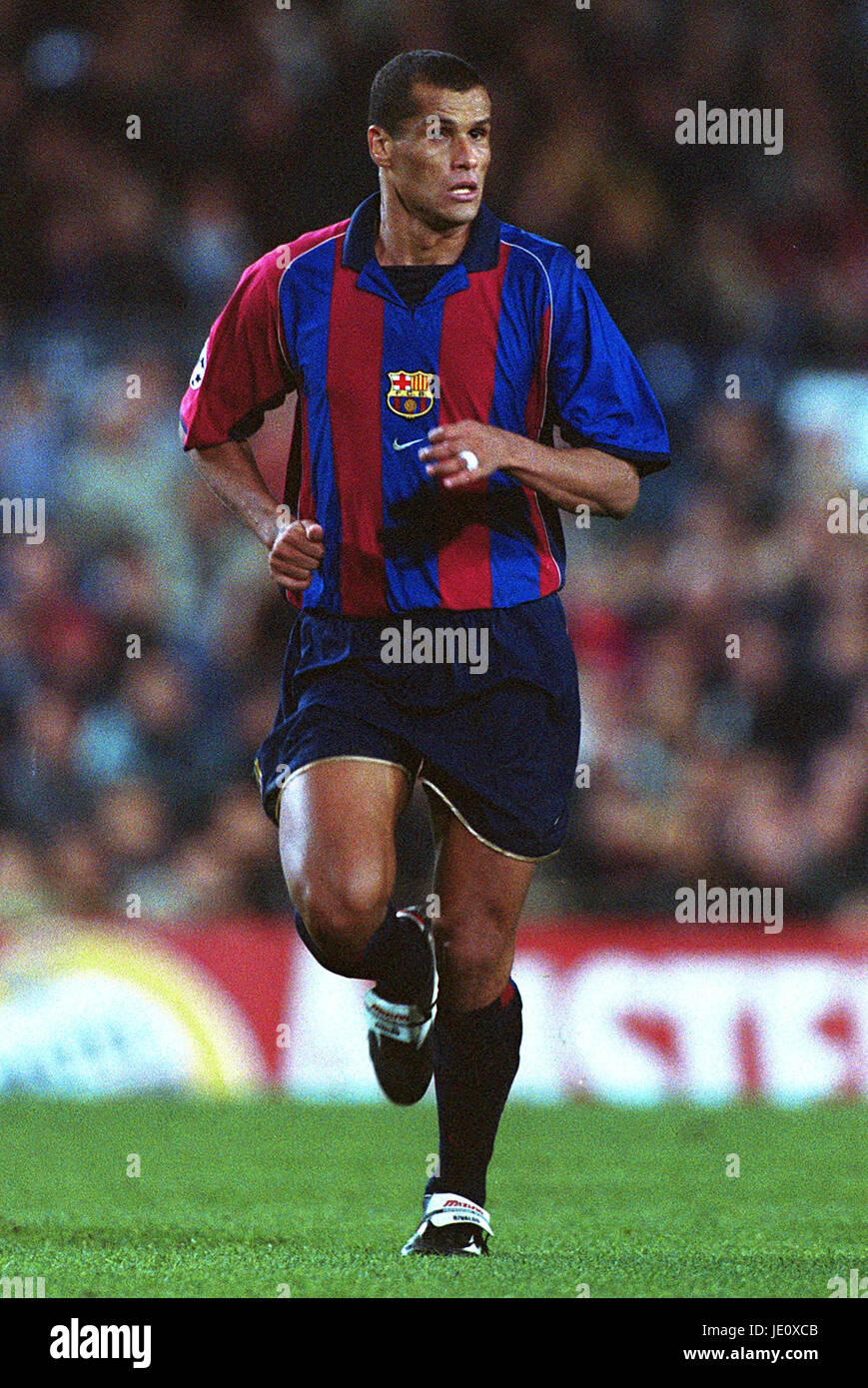 Barcelona 2001/02 Rivaldo Home Jersey