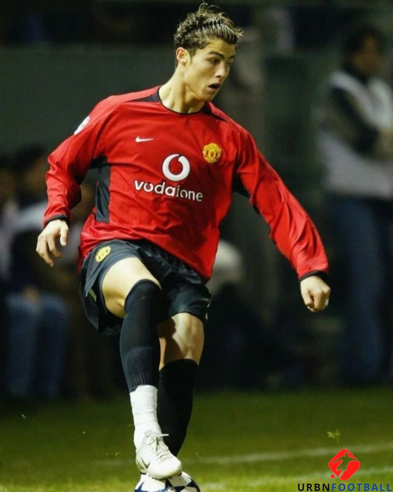 Manchester United 2003/04 Ronaldo Home Jersey