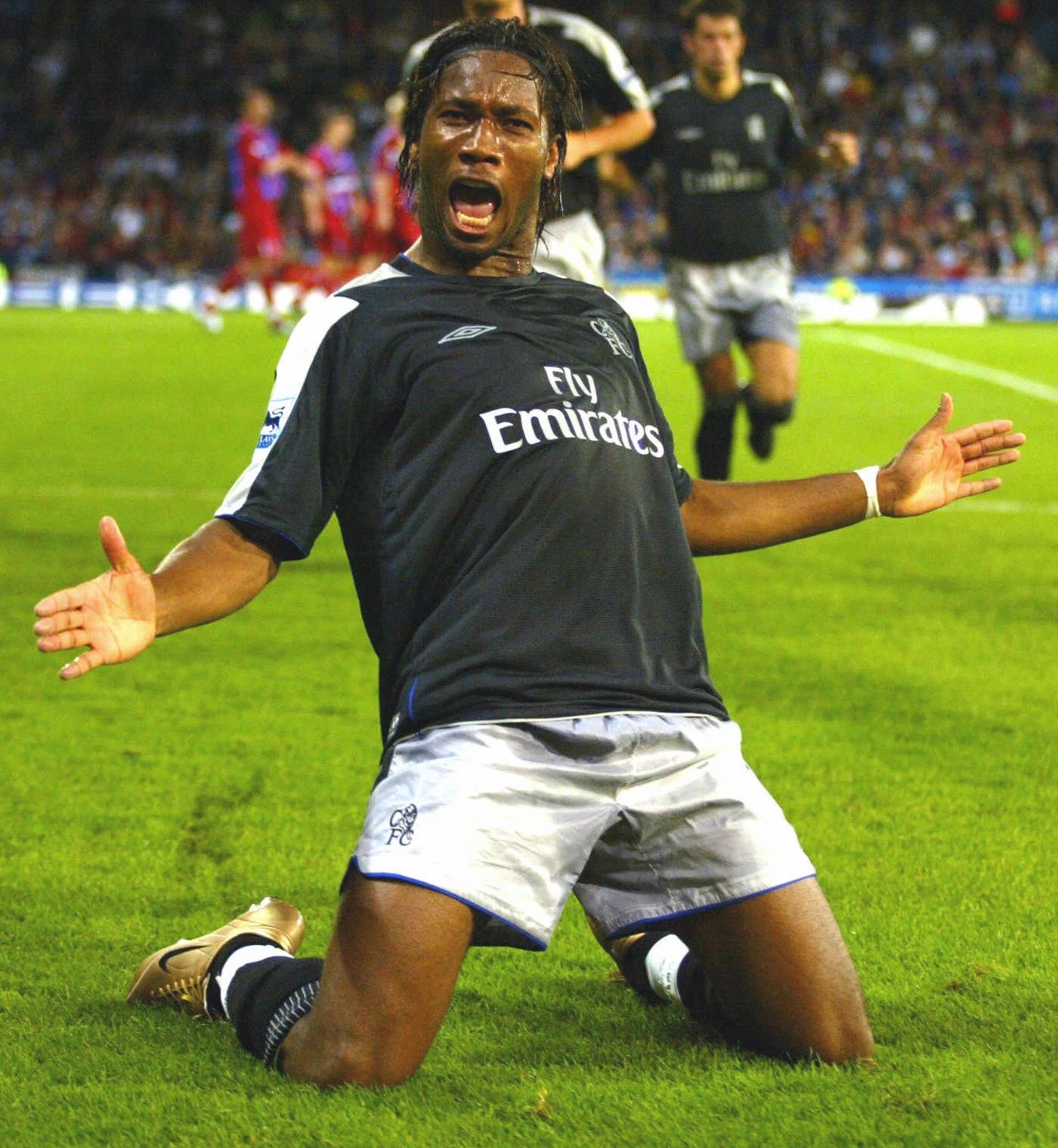 Chelsea 2005/06 Drogba Third Jersey