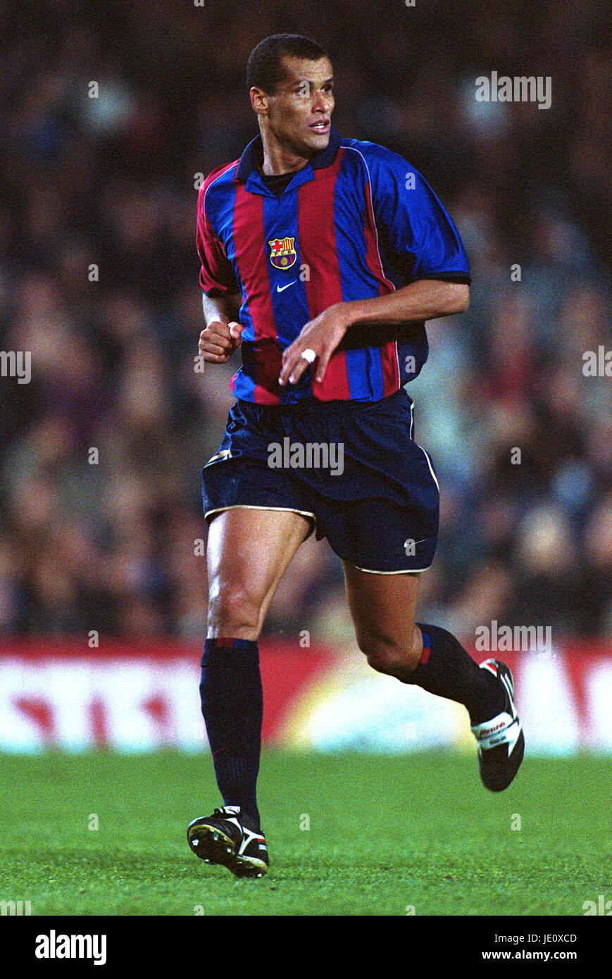 Barcelona 2001/02 Rivaldo Home Jersey