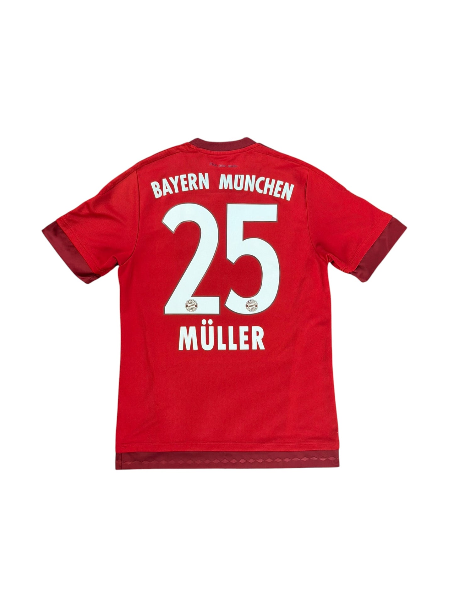Bayern Munich 2015/16 Muller Home Jersey