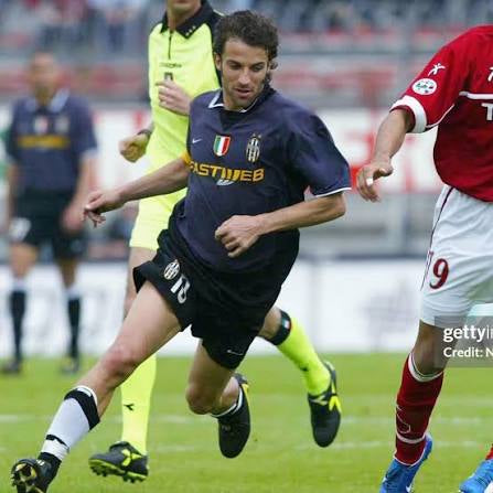 Juventus 2003/04 Del Piero Third Jersey