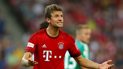 Bayern Munich 2015/16 Muller Home Jersey