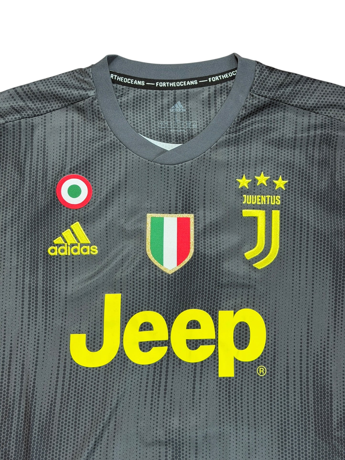 Juventus 2018/19 Cristiano Ronaldo Third Jersey
