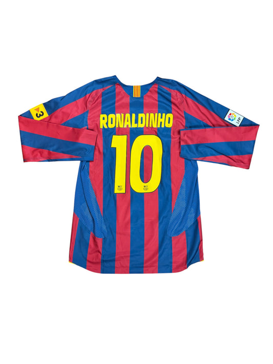 Barcelona 2005/06 Ronaldinho Long Sleeve Home Jersey (Reissue)