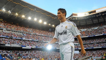 Real Madrid 2009/10 Cristiano Ronaldo Home Jersey