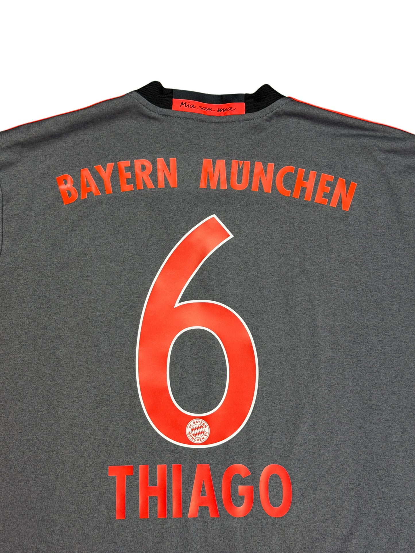 Bayern Munich 2016/17 Thiago Third Jersey