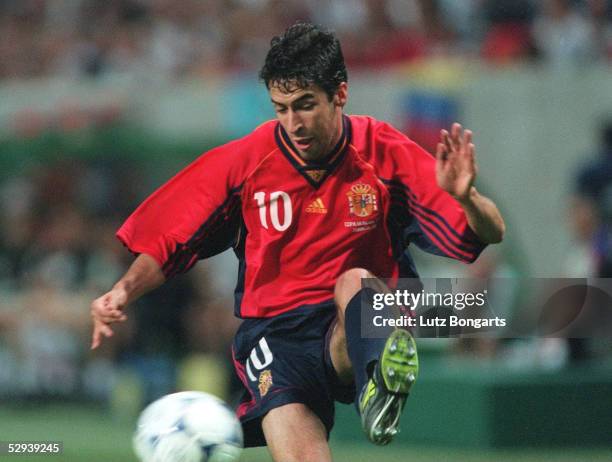 Spain 1998 Raul Home Jersey