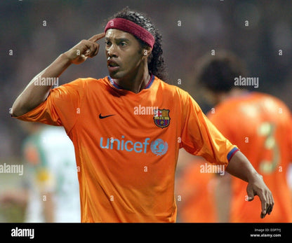Barcelona 2006/07 Ronaldinho Away Jersey