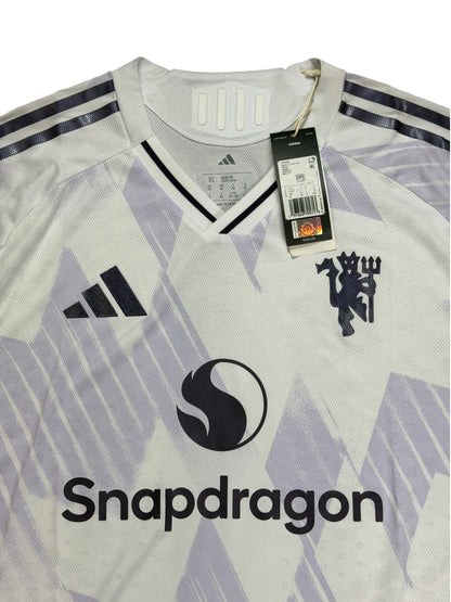 Manchester United 2025/26 Cunha Away Jersey (Player Version)