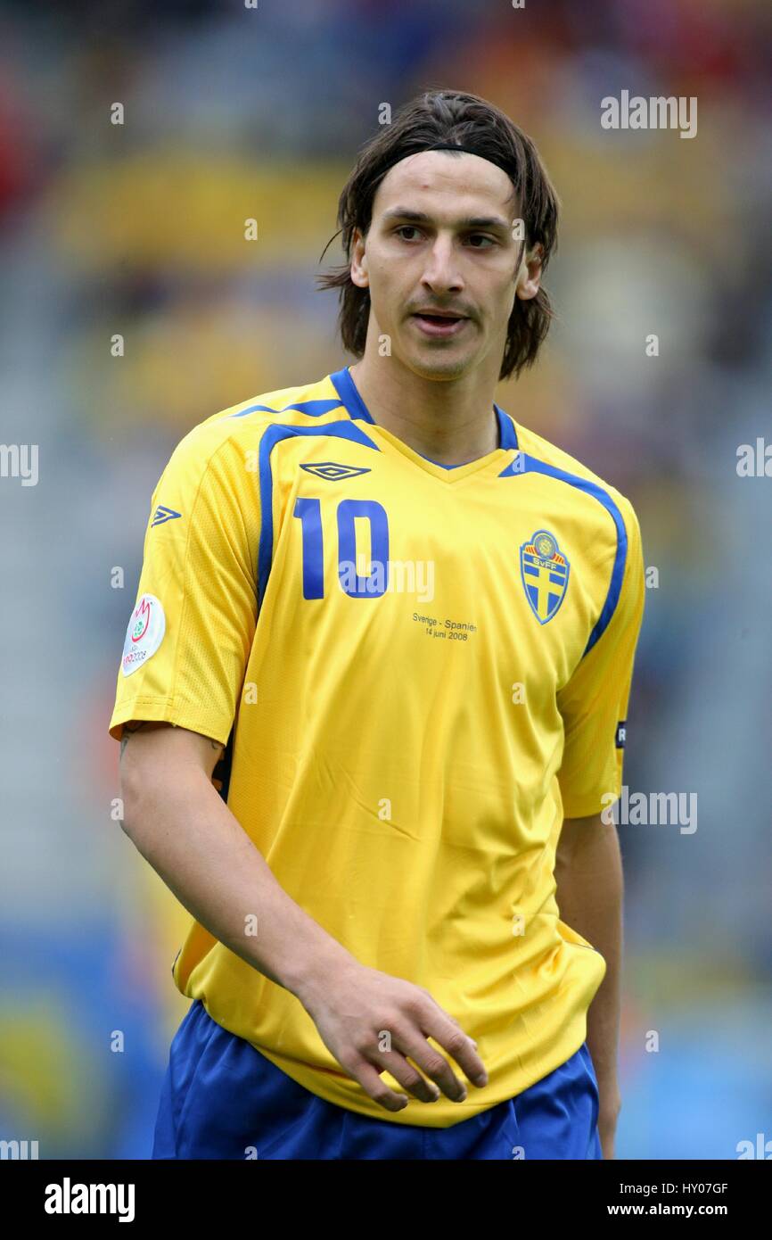 Sweden 2007/09 Ibrahimovic Home Jersey