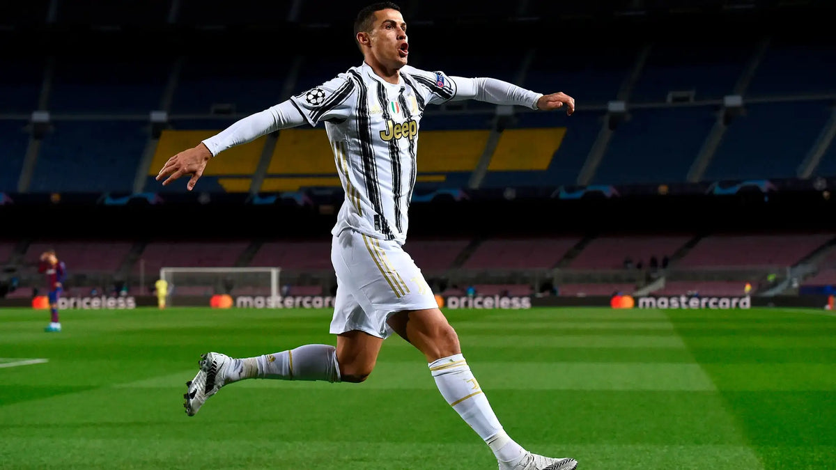 Juventus 2020/21 Cristiano Ronaldo Home Jersey