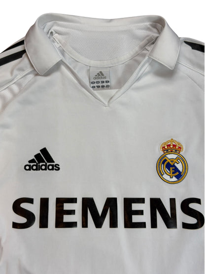 Real Madrid 2005/06 Roberto Carlos Home Jersey