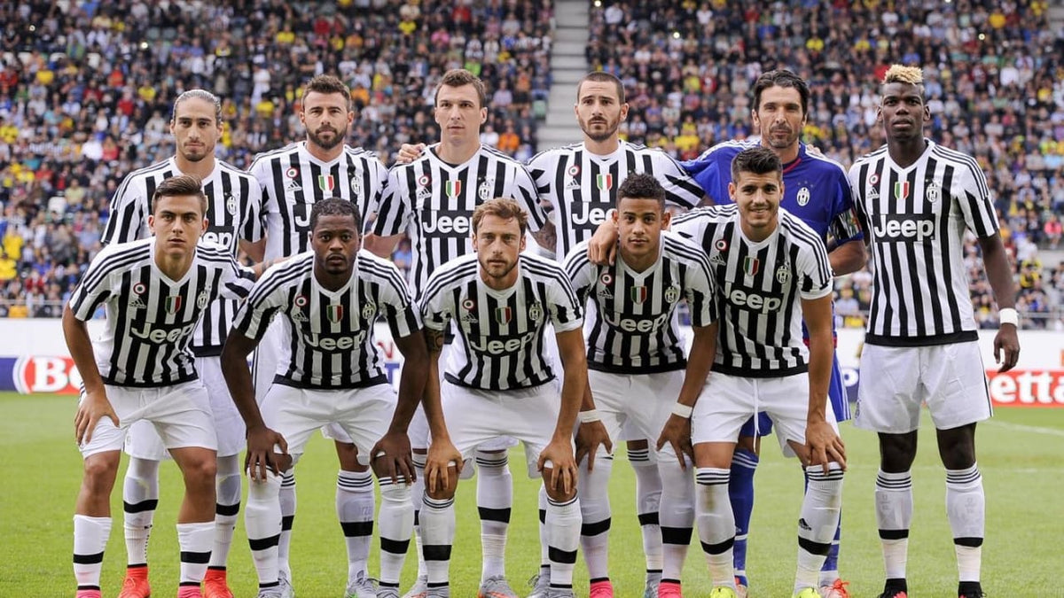 Juventus 2015/16 Home Jersey