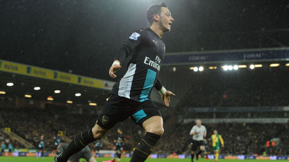 Arsenal 2015/16 Ozil Third Jersey