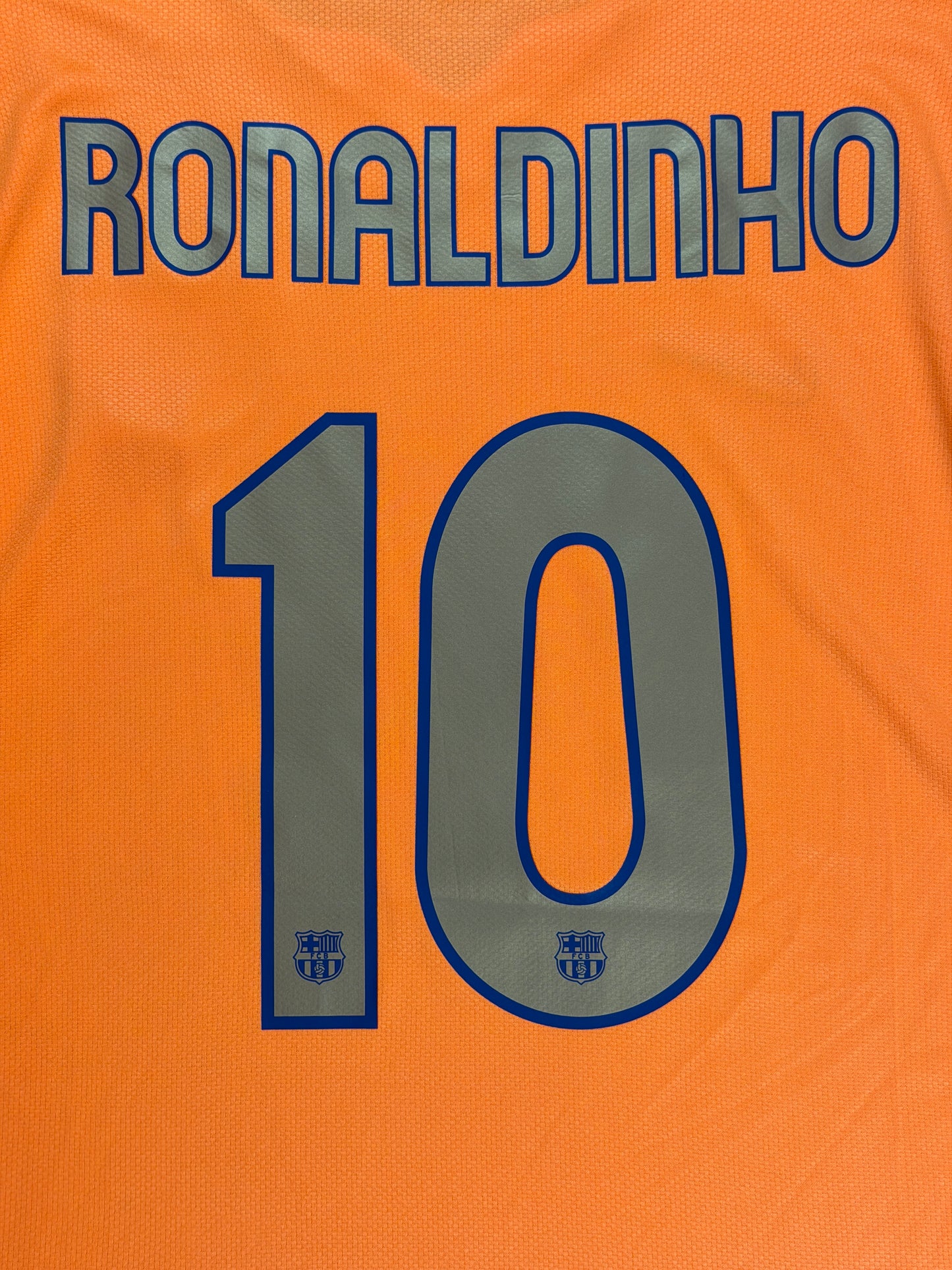 Barcelona 2006/07 Ronaldinho Away Jersey
