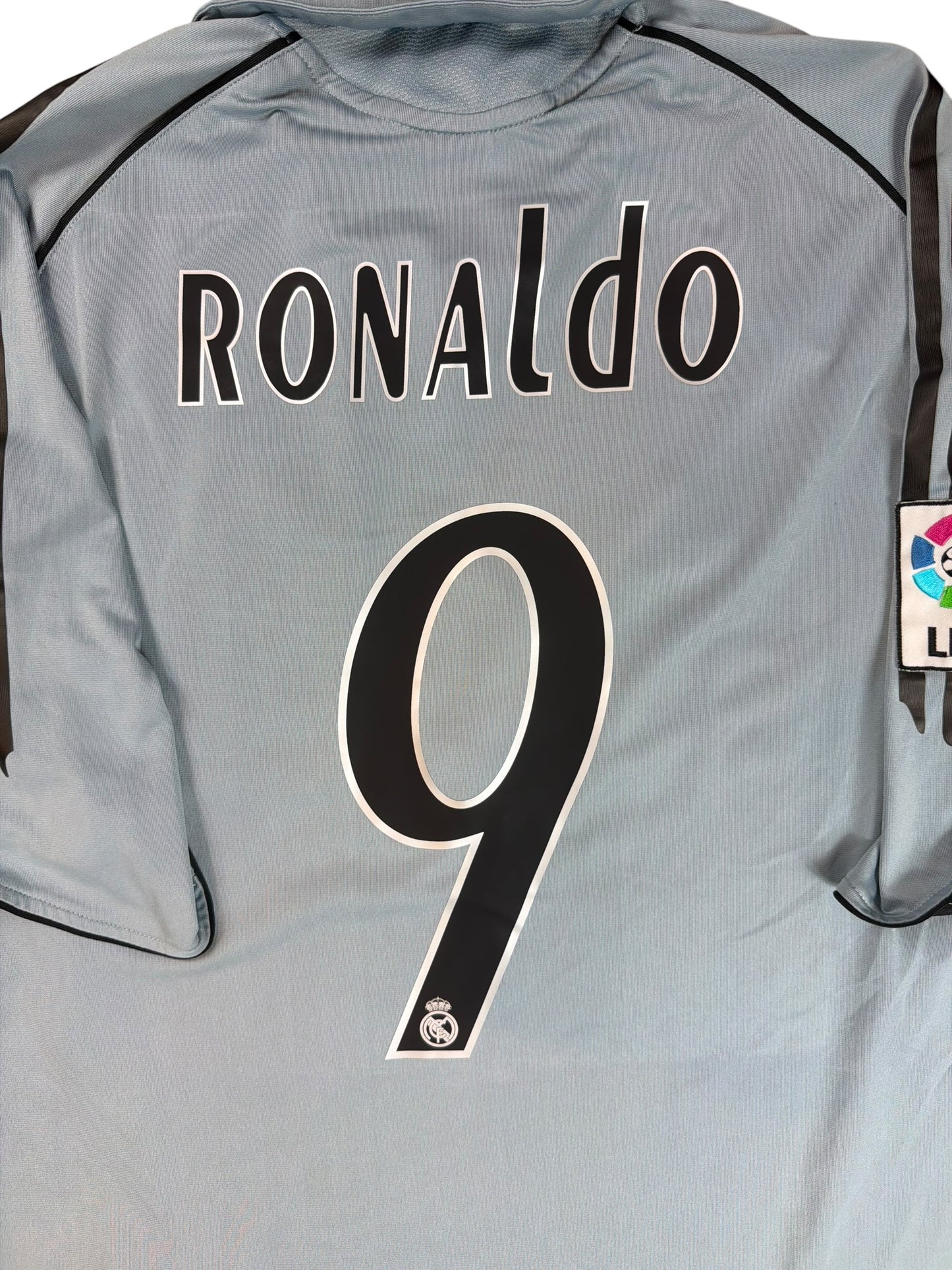 Real Madrid 2005/06 Ronaldo Third Jersey