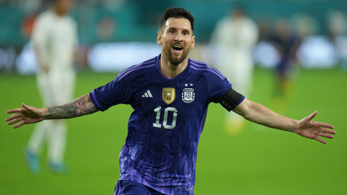 Argentina 2022 Messi Away Jersey