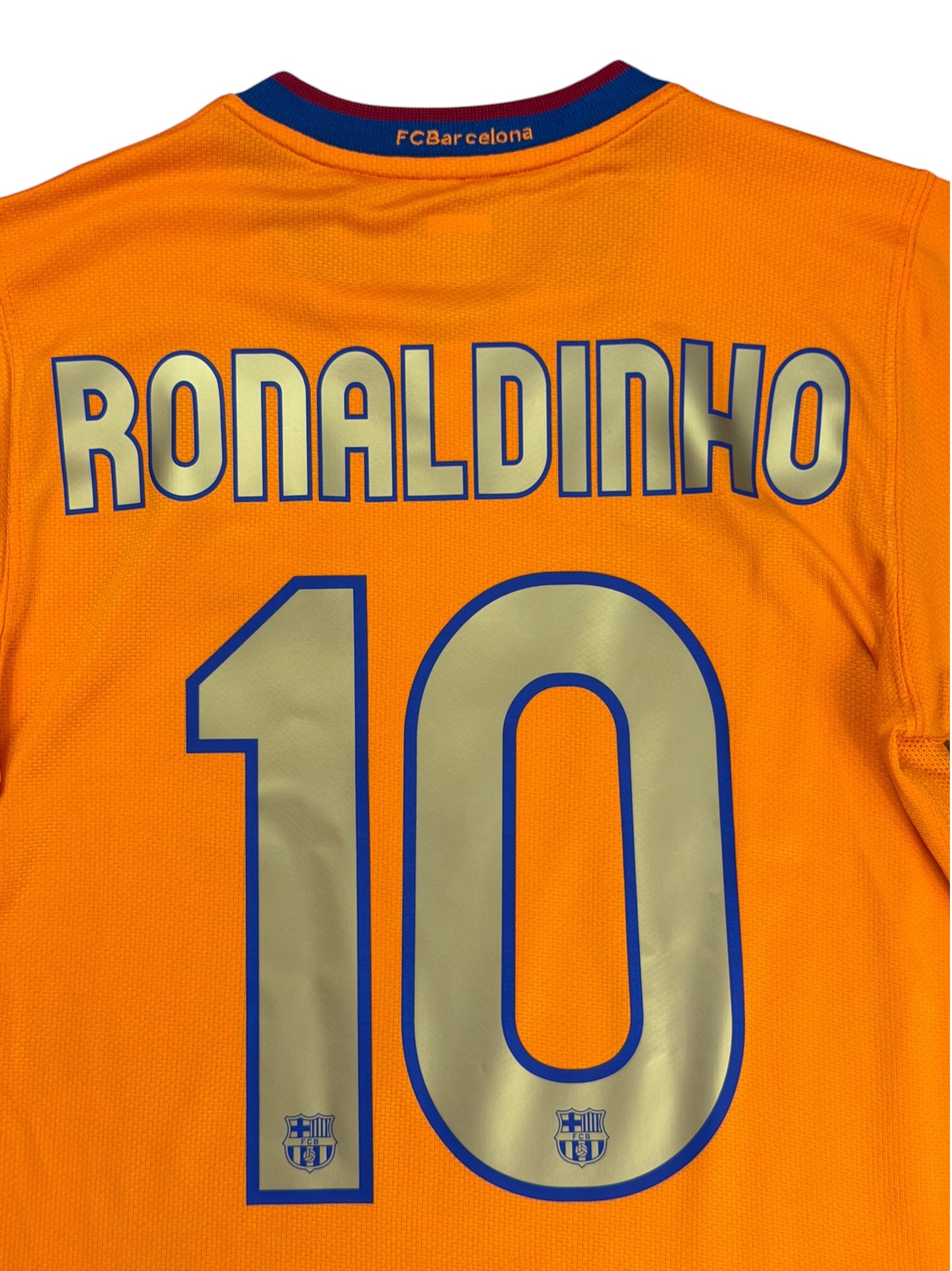 Barcelona 2006/07 Ronaldinho Away Jersey