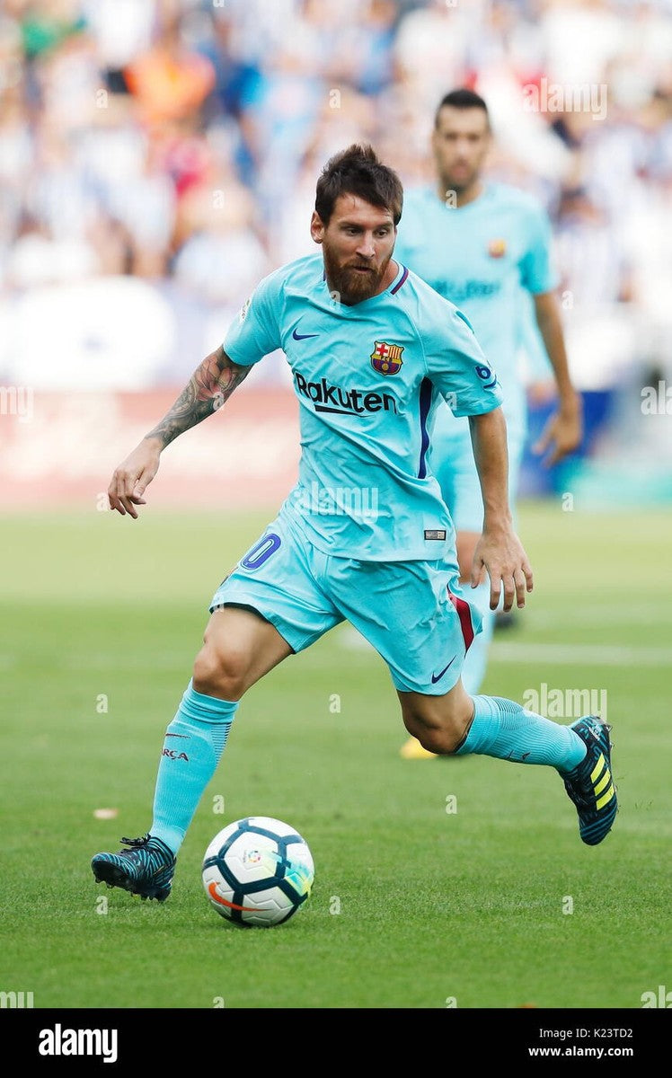 Barcelona 2017/18 Messi Away Jersey