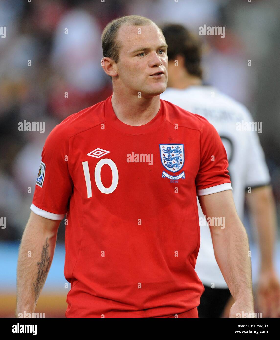 England 2010 Rooney Long Sleeve Away Jersey