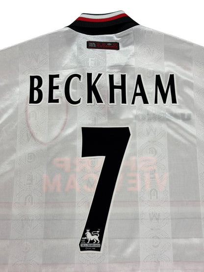 Manchester United 1997/99 Beckham Away Jersey