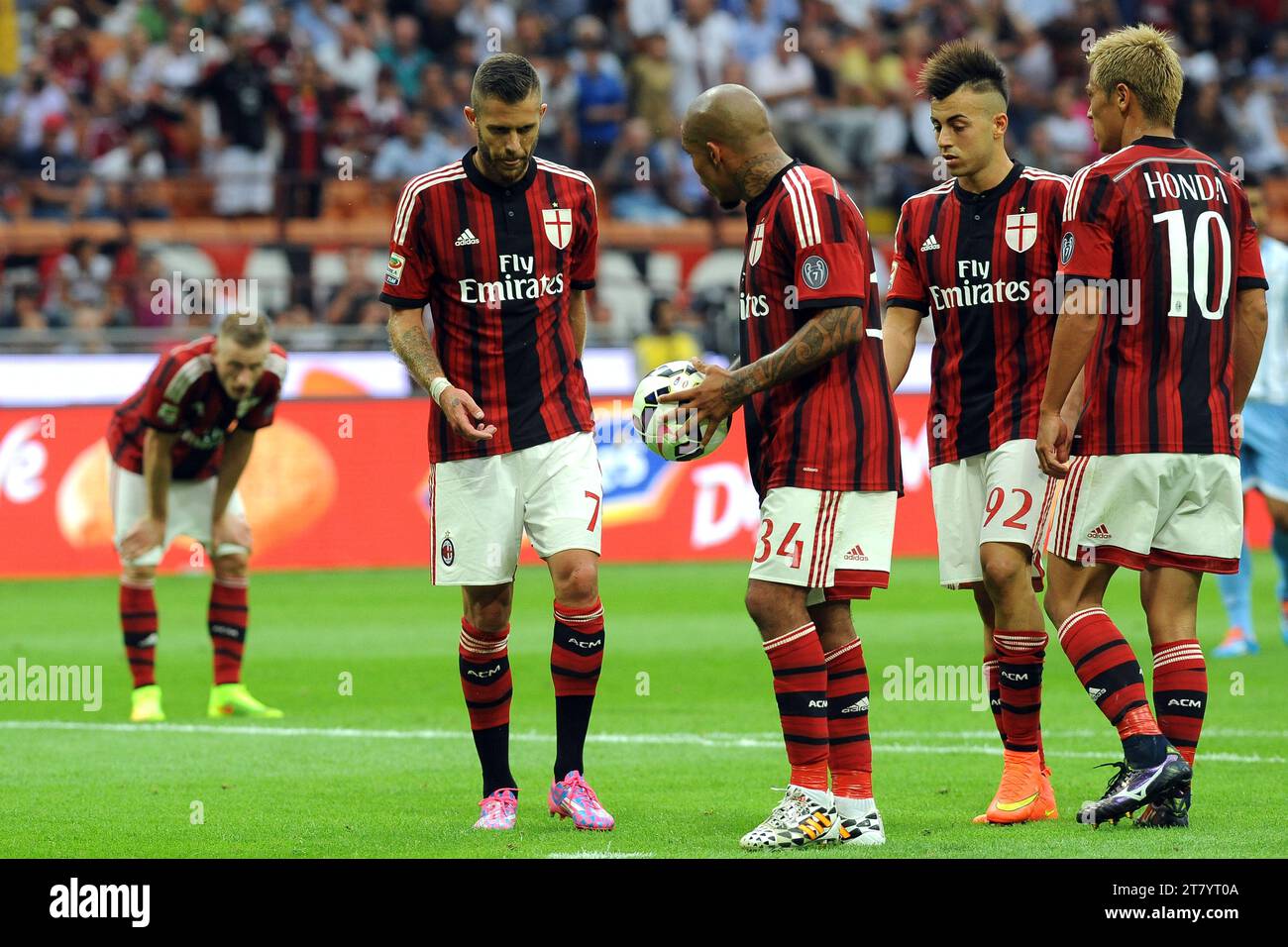 Ac Milan 2015/16 Home Jersey (Fan Version)