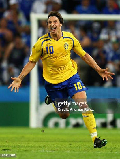 Sweden 2008 Ibrahimovic Home Jersey