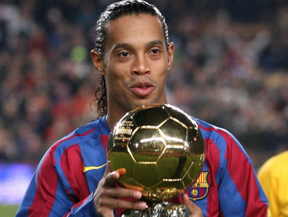 Barcelona 2005/06 Ronaldinho Long Sleeve Home Jersey (2026 Retro)