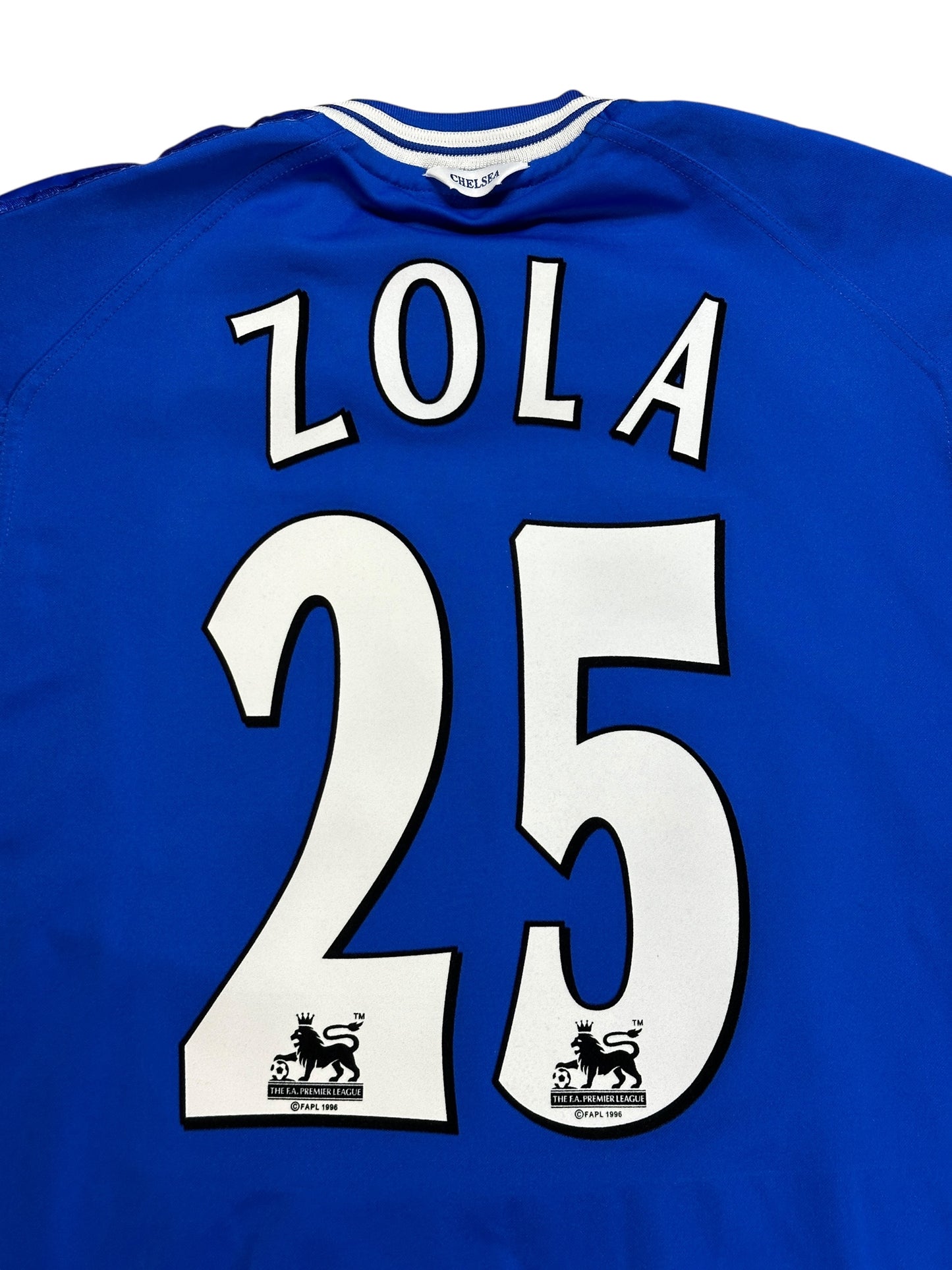 Chelsea 1999/01 Zola Home Jersey