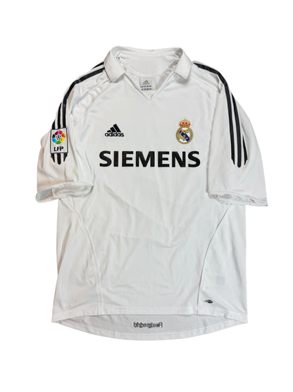 Real Madrid 2005/06 Roberto Carlos Home Jersey
