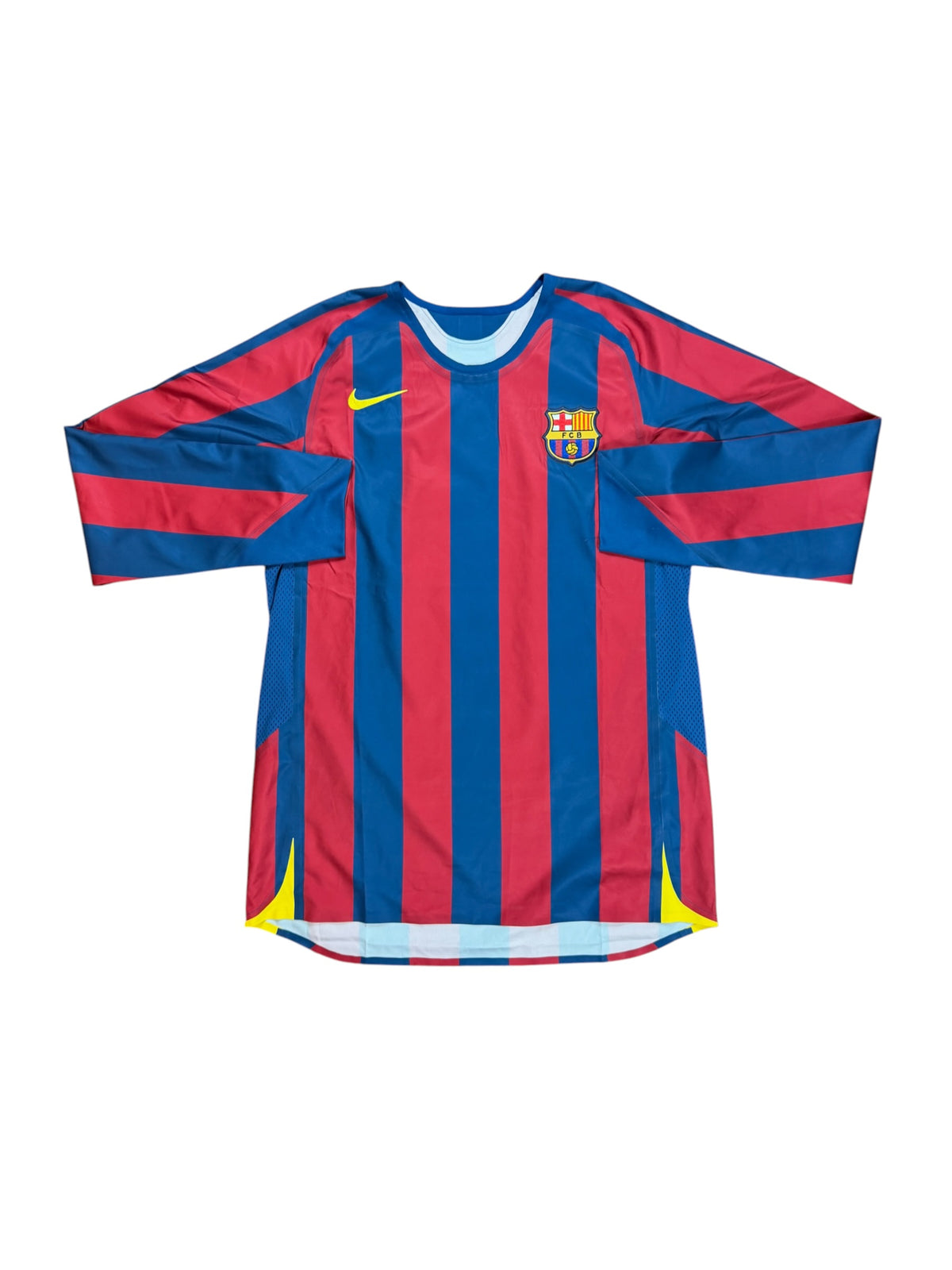 Barcelona 2005/06 Ronaldinho Long Sleeve Home Jersey (Reissue)