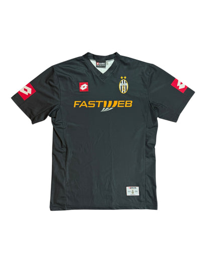 Juventus 2001/02 Away Jersey