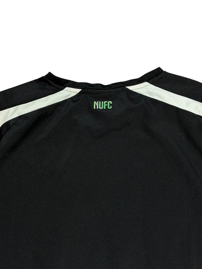 Newcastle 2014/15 Home Jersey