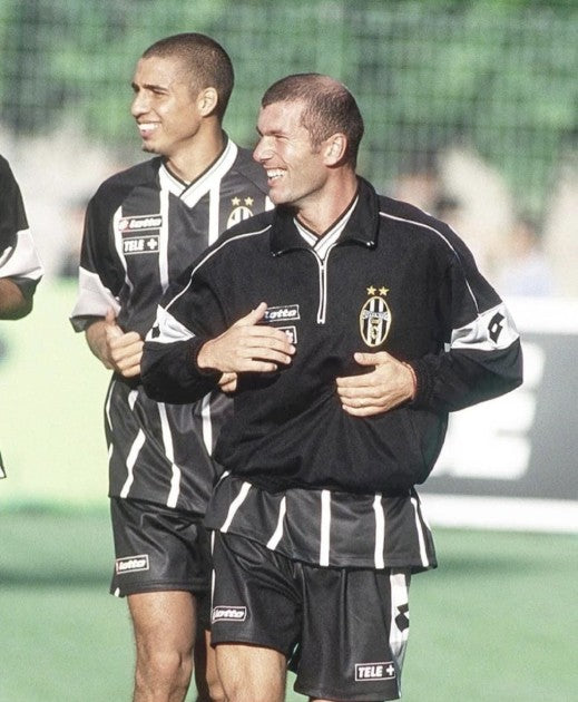 Juventus 2000/01 Training Jersey