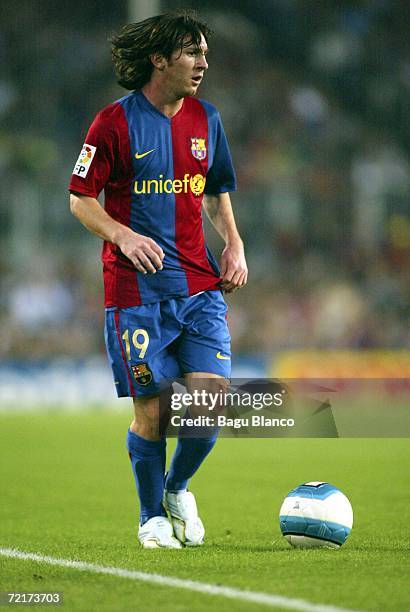 Barcelona 2006/07 Messi Home Jersey