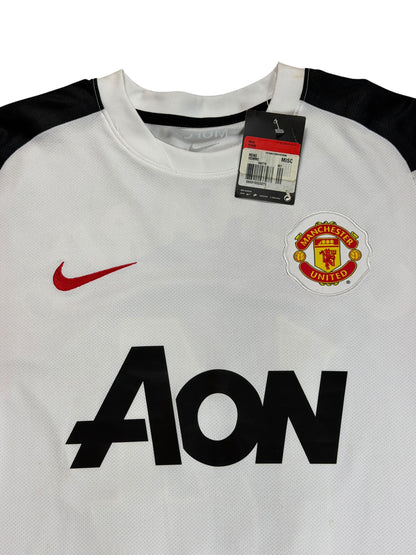 Manchester United 2010/11 Chicharito Long Sleeve Away Jersey (Player Issue)