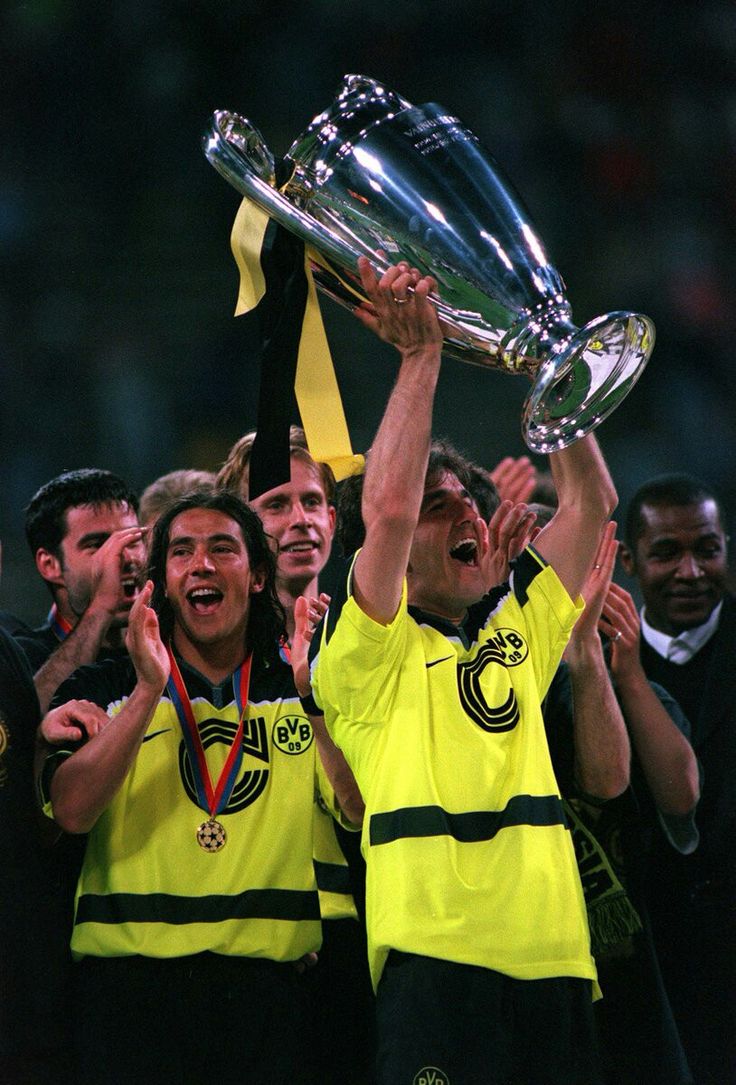 Borussia Dortmund 1997/98 Long Sleeve Home Jersey (Player Version)