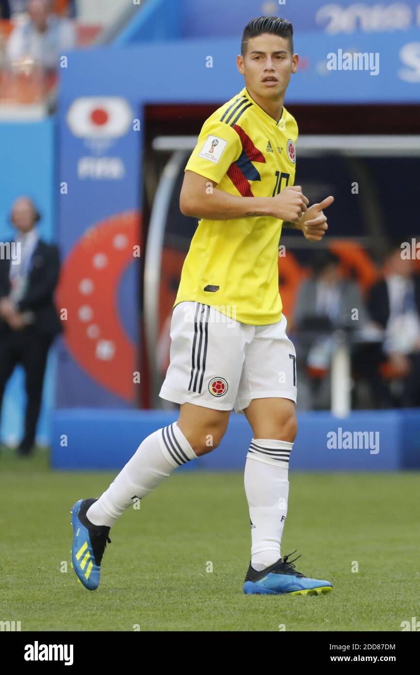 Colombia 2018 James Long Sleeve Home Jersey