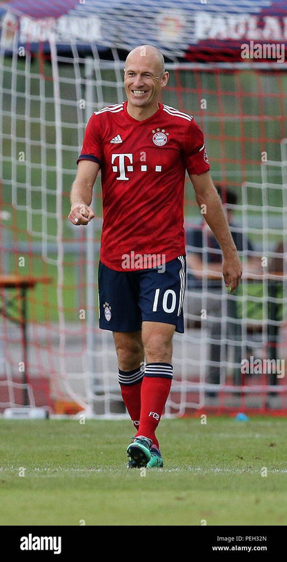 Bayern Munich 2018/19 Robben Home Jersey