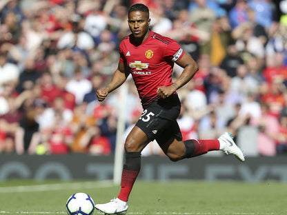 Manchester United 2018/19 Valencia Long Sleeve Home Jersey