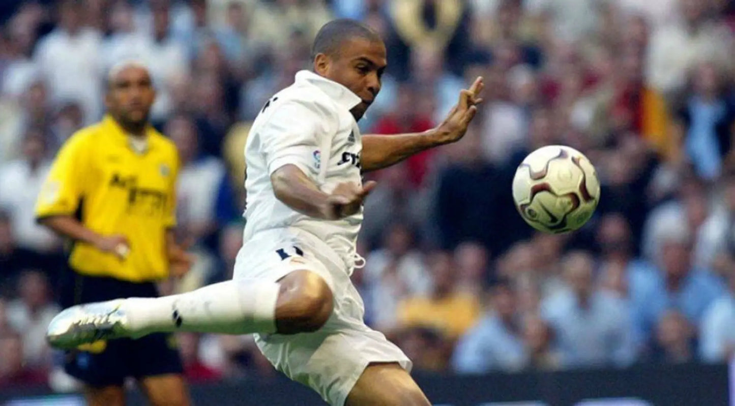 Real Madrid 2002/03 Ronaldo Home Jersey