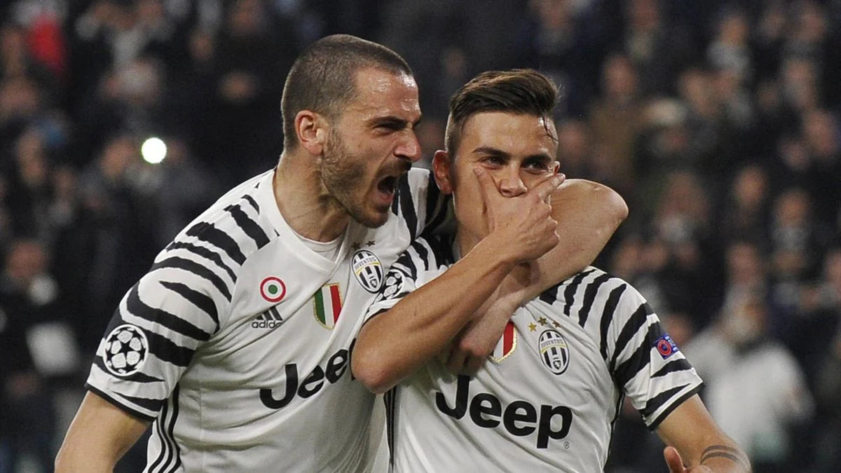 Juventus 2016/17 Dybala Third Jersey